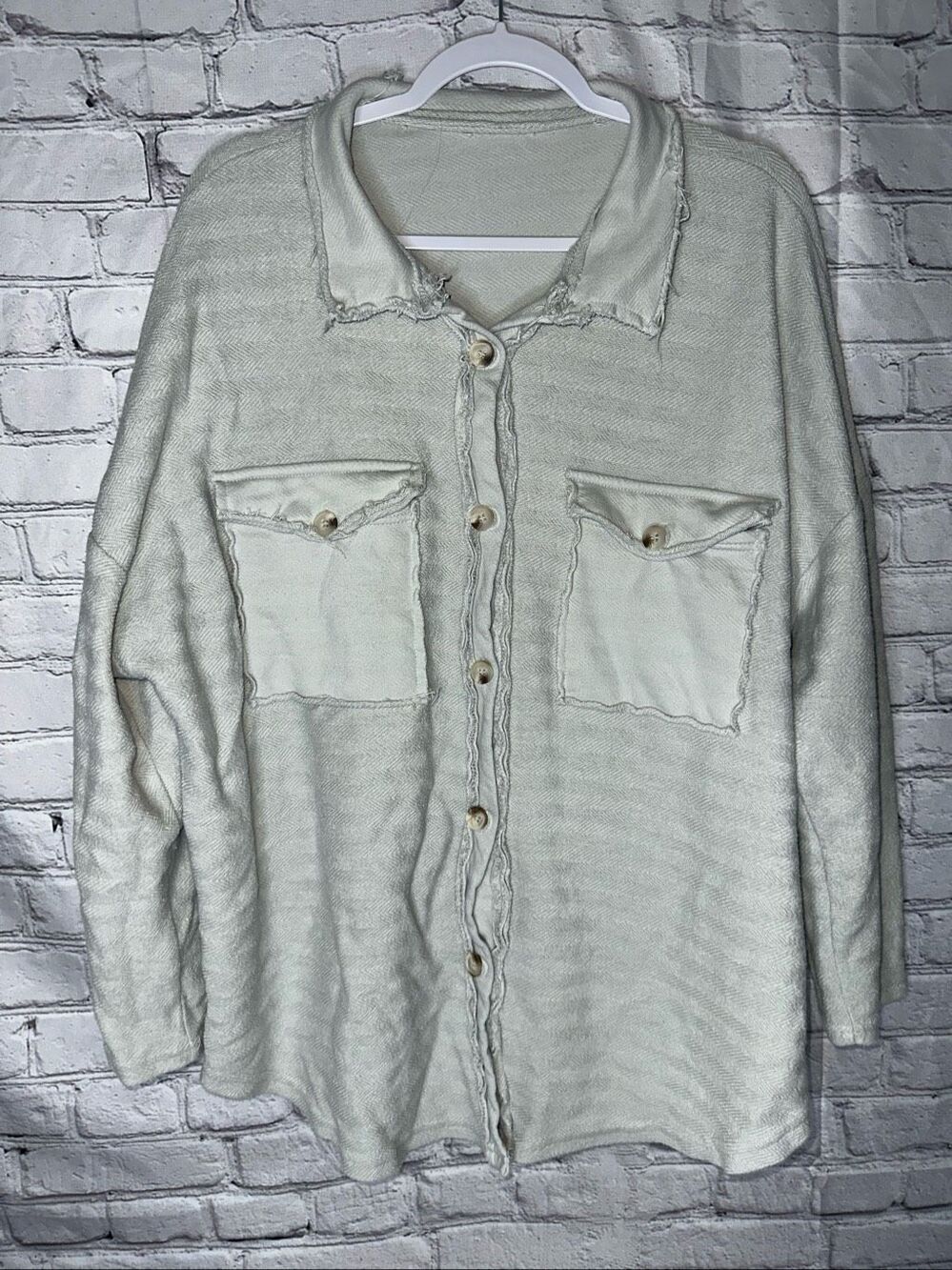 Women’s BucketList Distressed Shacket – Light Gray – Large